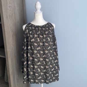 Max Edition Women’s Blouse. Large.